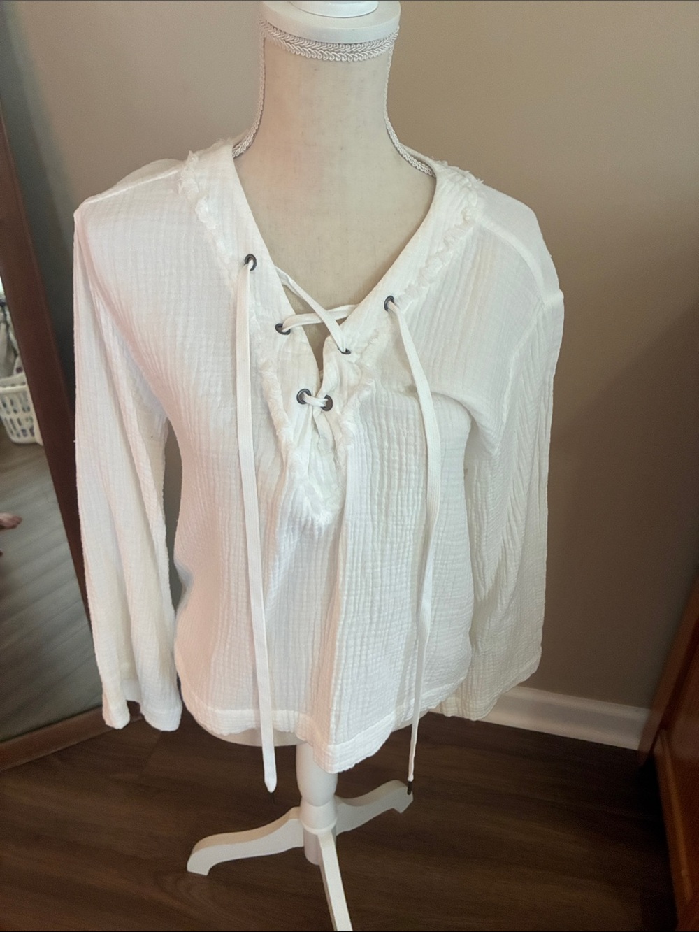cloth & stone White Lace-Up Gauze Tunic Top